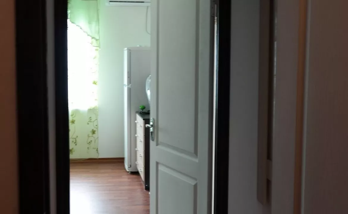 «Люкс» с большим балконом (S =25 м2) с видом на море . Гостевой дом Эдем в Волконке. Лазаревское