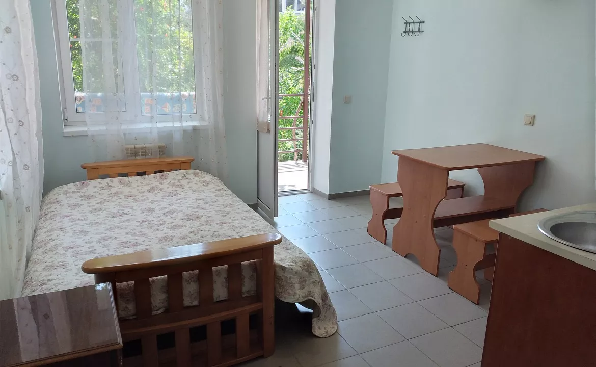 4 МЕСТНЫЙ 2 КОМНАТНЫЙ С КУХНЕЙ. Частный сектор Отдых у Ильича.. Лоо