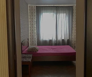 Двухкомнатная квартира под ключ. Двухкомнатная квартира у рынка . 