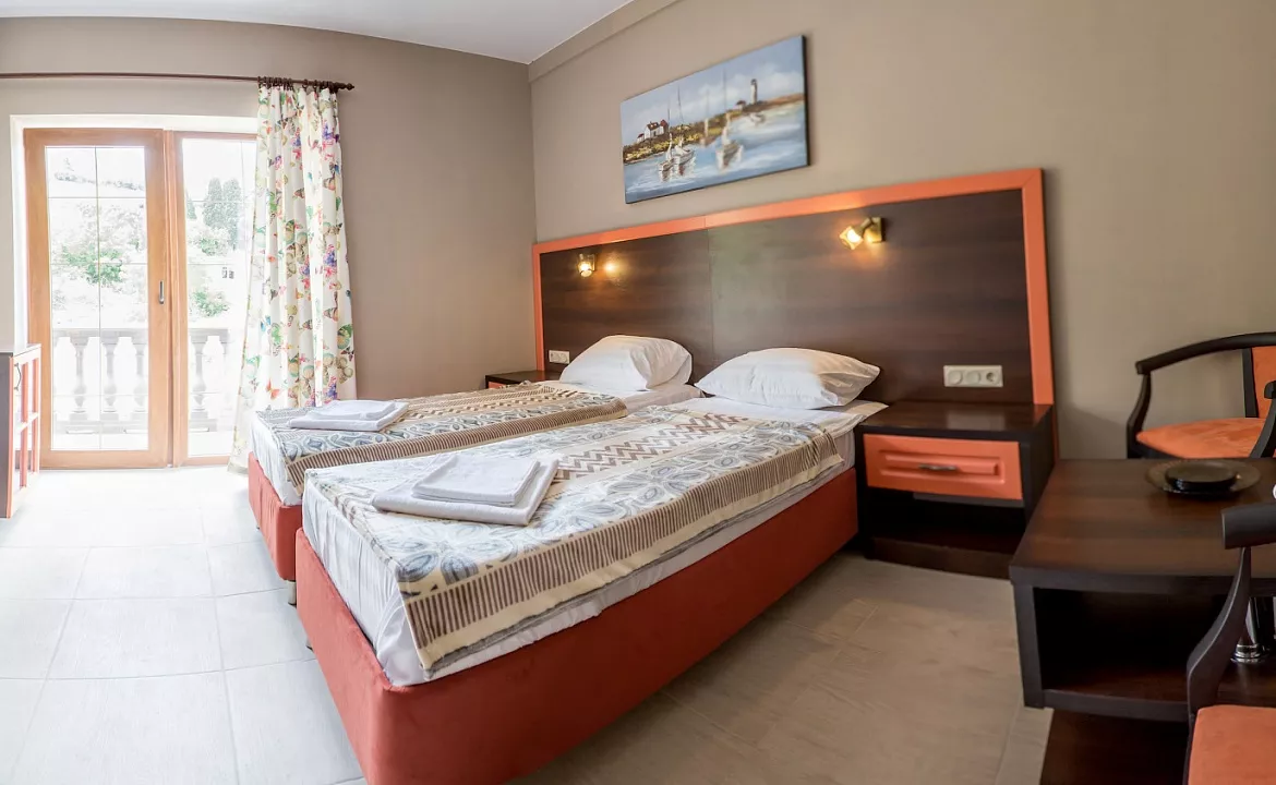 ДВУХМЕСТНЫЙ КАТЕГОРИИ Б. Гостевой дом «Дача «Дриада». Гурзуф