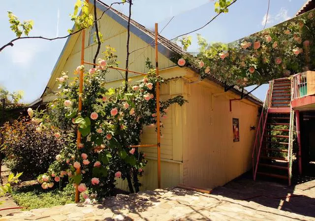 . Гостевой дом «Алла-Роза». Архипо-Осиповка