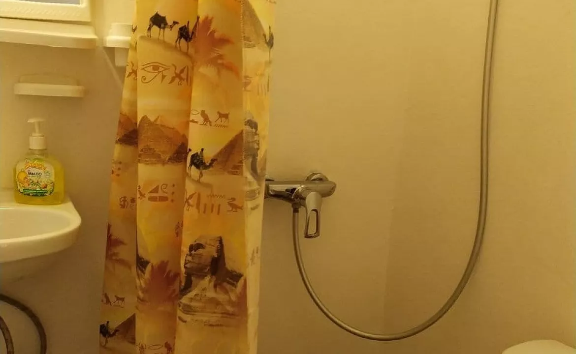 СТАНДАРТ 2-3-МЕСТНЫЙ С САНУЗЛОМ, ТВ И КОНДИЦИОНЕРОМ. Частный сектор "На Михайловский  8". Архипо-Осиповка