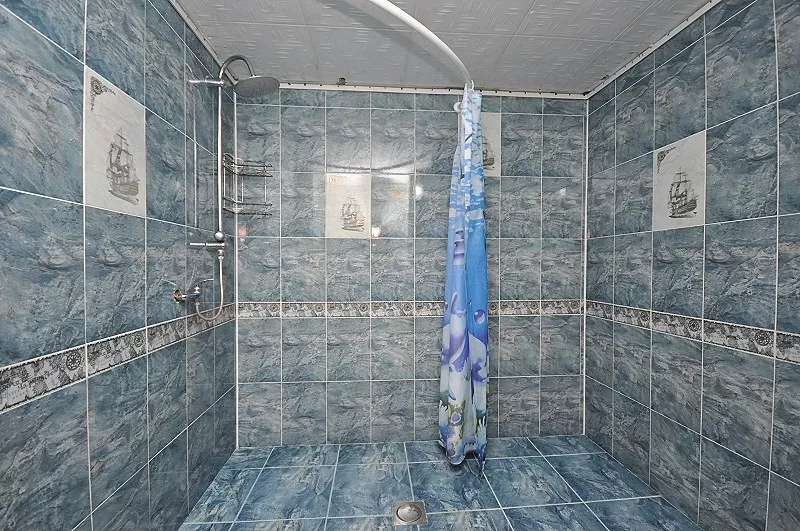 Комната 3-местная №6. Гостевой дом «Солоха». Мирный