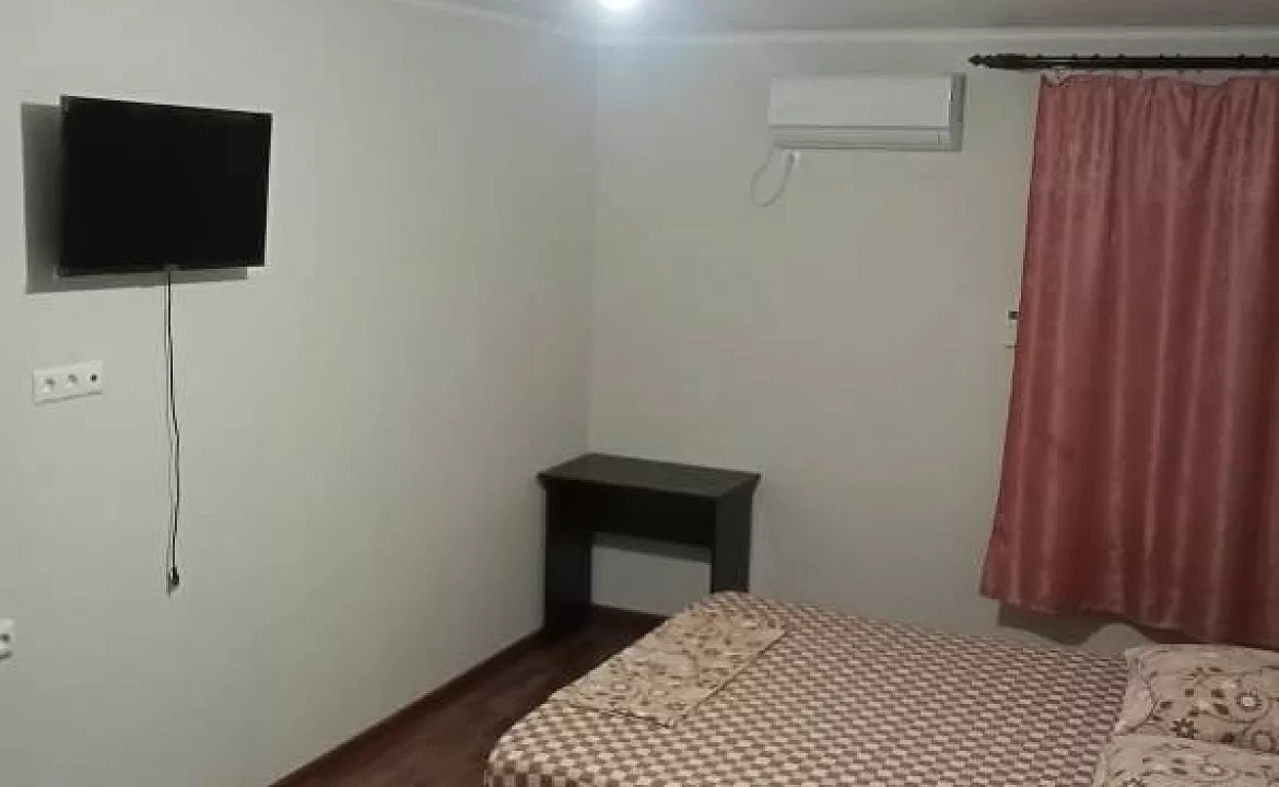 2х-комнатная квартира. Квартира в многоквартирном доме Агрба 24 кв 18. Пицунда