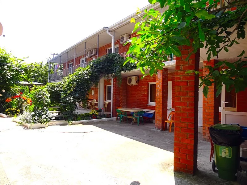 . Гостевой дом "Гостеприимный двор". Дивноморское