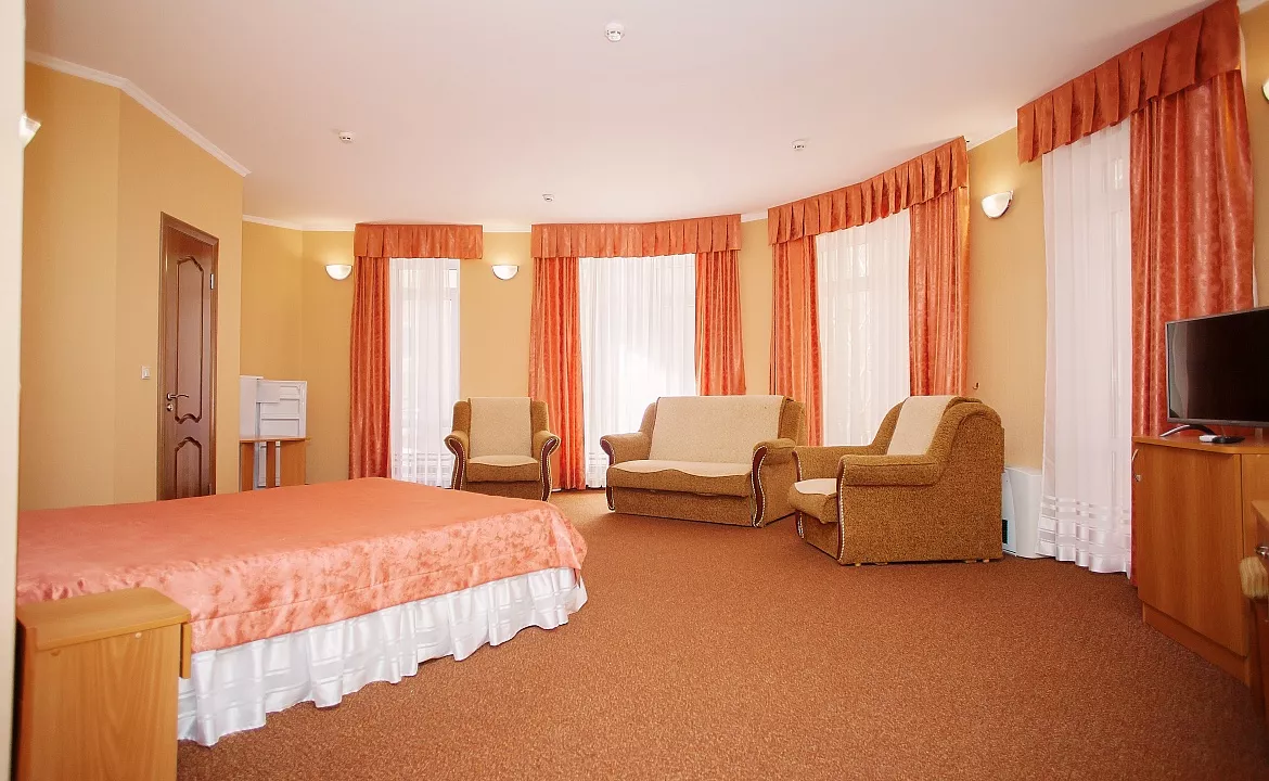 Семейный номер Deluxe . Гостевой дом Дом у Моря ЛАКИ. Геленджик Семейный номер Deluxe . Гостевой дом Дом у Моря ЛАКИ. Геленджик