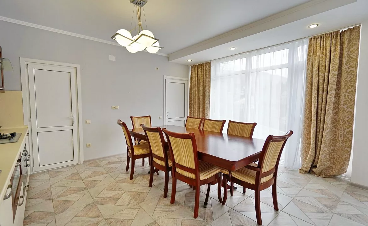 КОТТЕДЖ С ДВОРИКОМ И ТЕРРАССОЙ И ОТДЕЛЬНЫМ ВХОДОМ. Гостевой дом "Лето". Лазаревское КОТТЕДЖ С ДВОРИКОМ И ТЕРРАССОЙ И ОТДЕЛЬНЫМ ВХОДОМ. Гостевой дом "Лето". Лазаревское