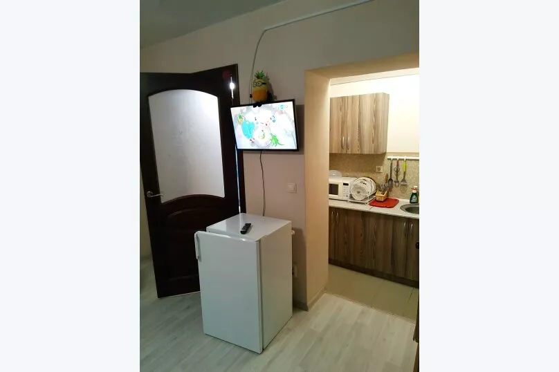 Номер с мини-кухней. Гостевой дом "Лето". Ейск