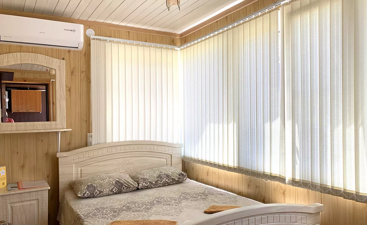 Трехкомнатный коттедж. Гостевой комплекс "Буэнос Диас". Совет-Квадже