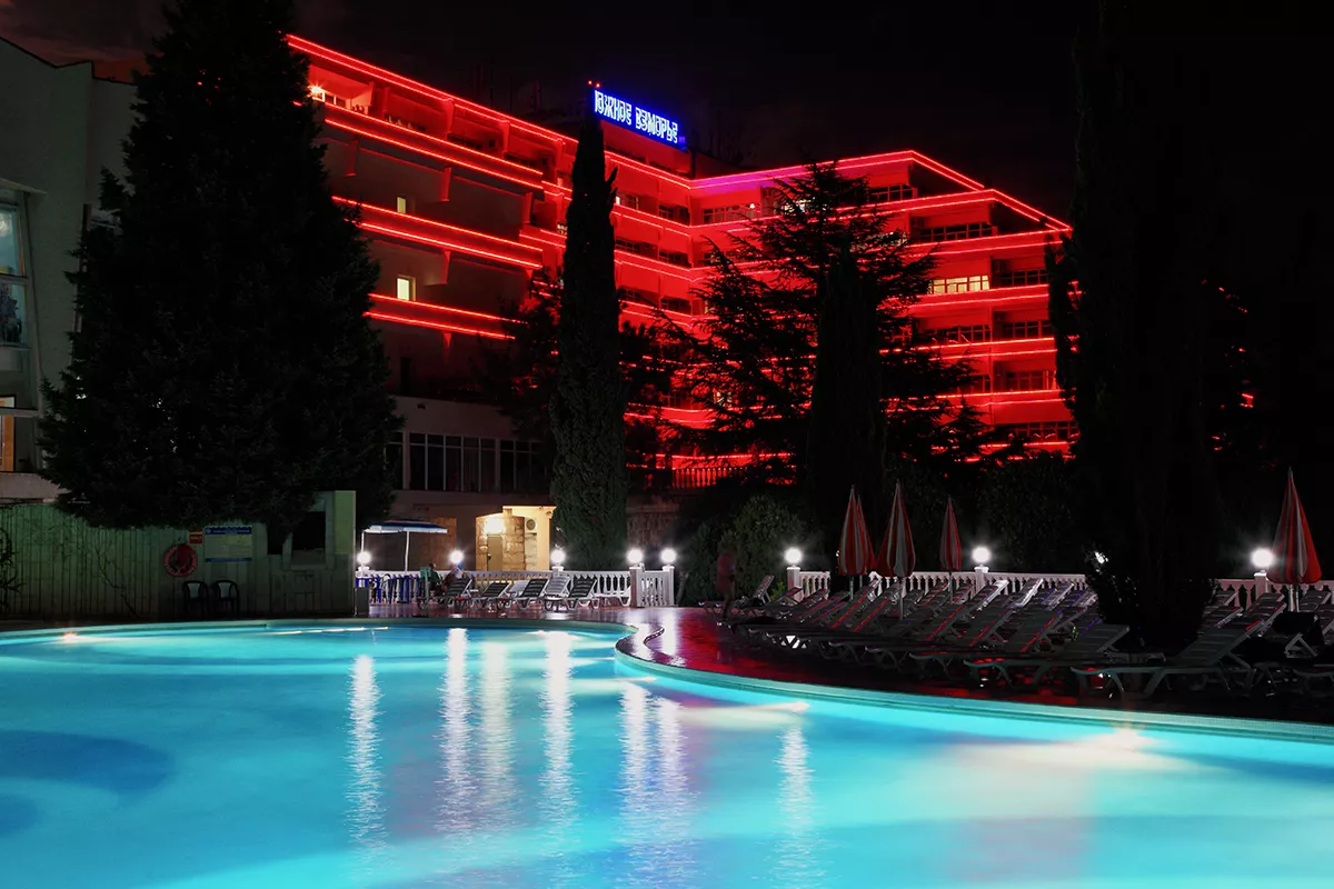 . Санаторий "Южное Взморье". Адлер