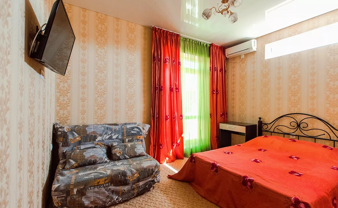 Двукомнатный пятиместный стандарт. Гостиница Ольга. Геленджик