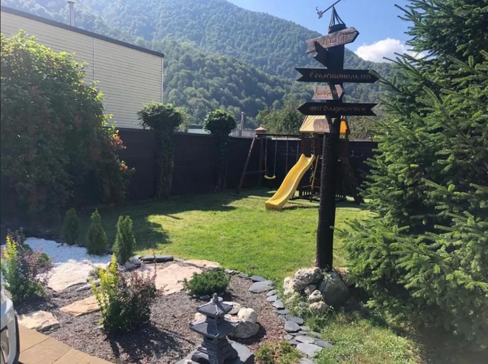 . Отель Отель Альпийский двор. Красная Поляна