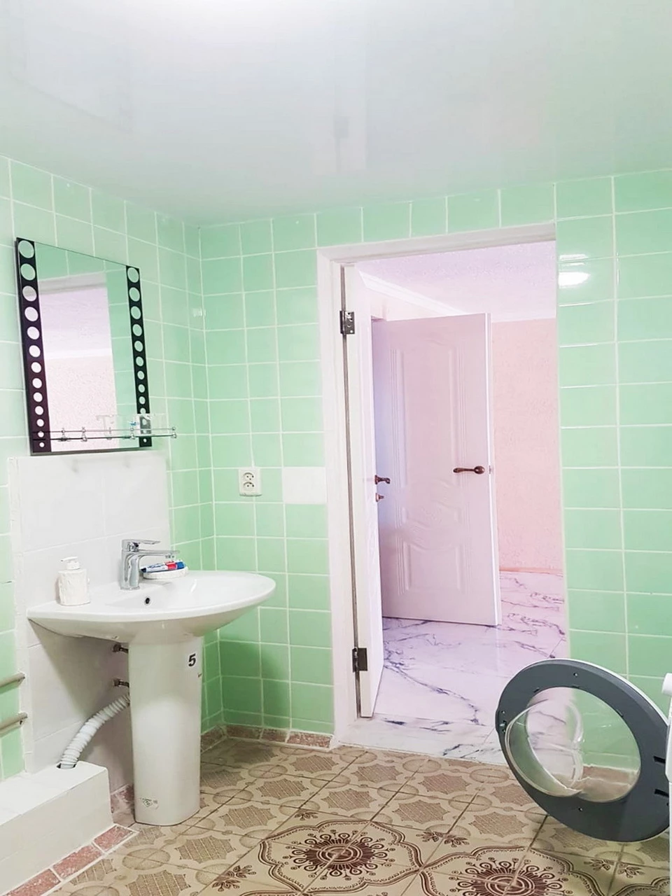 . Дом в Сухуме "На Маяке" рядом с морем. Сухум