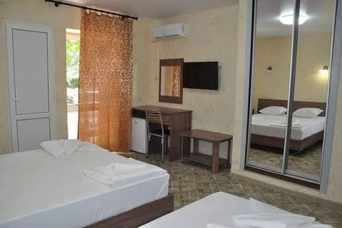 4-х местный «Полулюкс» с балконом. Отель «Grand Sea». Верхнее Джемете