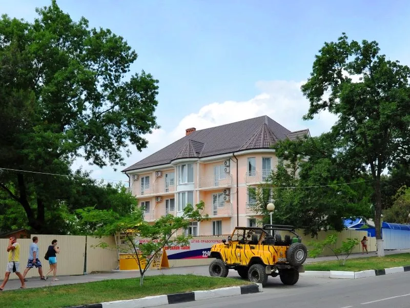 . Гостиница "Моя семья". Кабардинка