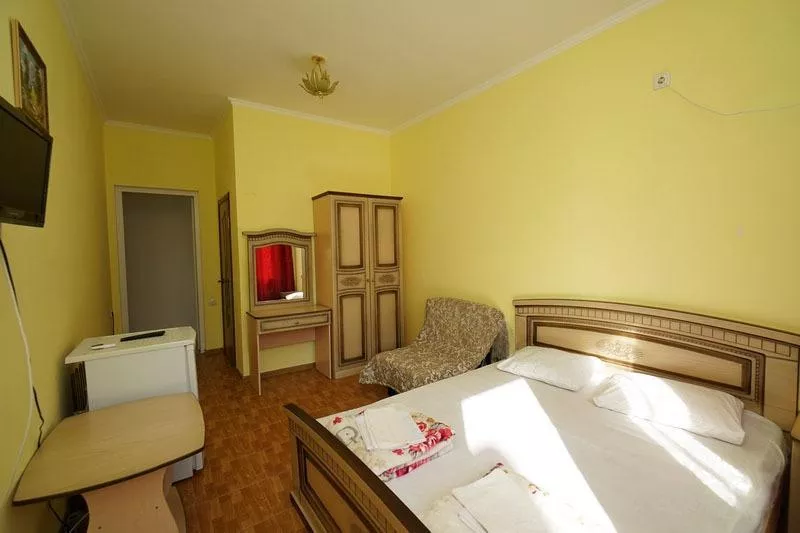 Стандарт 3-х местный. Гостевой дом Дубовая роща. Лермонтово Стандарт 3-х местный. Гостевой дом Дубовая роща. Лермонтово