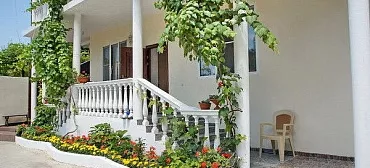 Гостевой дом Дубовая роща