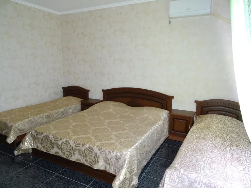 4-х местный номер Стандарт. Гостевой дом "Даниэль". Адлер