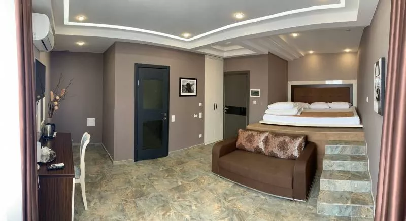 Стандарт-мезонин. Гостиница "Парк Авеню". Кореиз