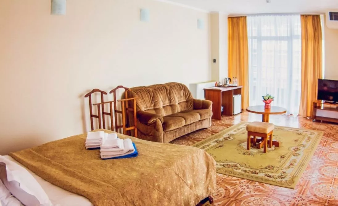 Полулюкс. Спа-отель SPA-отель «Ливадийский». Ялта