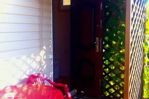 Однокомнатный домик. Бунгало парк «ΓΛΑΡΟΣ». Береговое