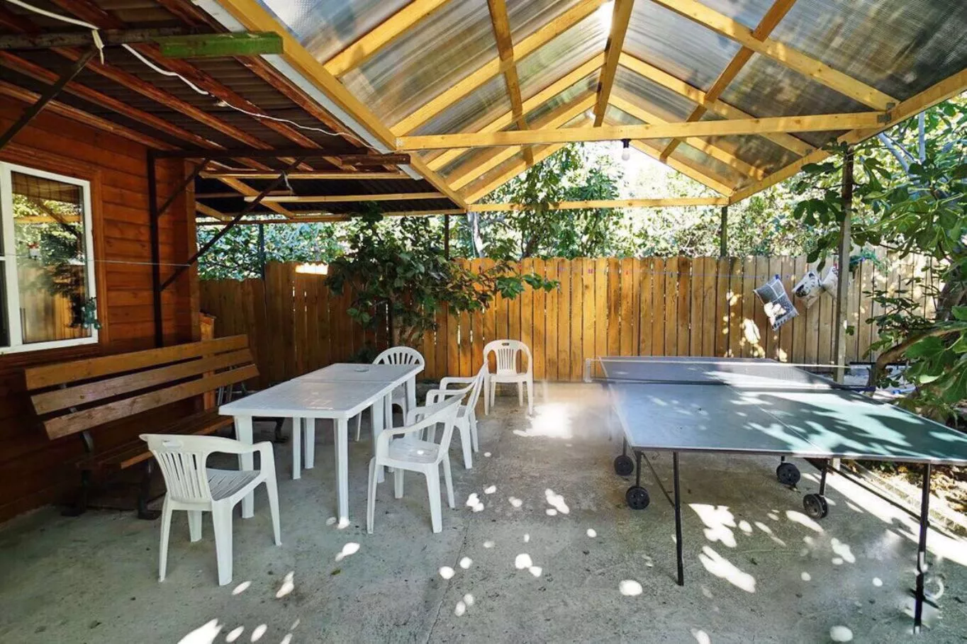 . Коттедж "Брусовый у Моря с бассейном". Макопсе