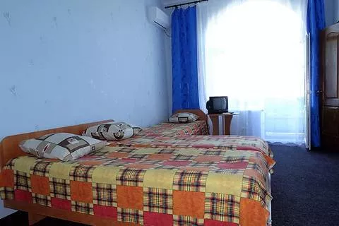 3-х местный «Стандарт». Гостевой дом Династия. Береговое