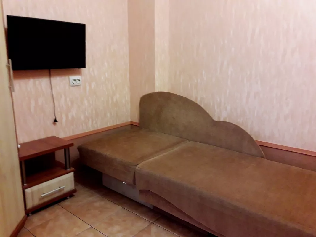 . Частный сектор  Студия. Алушта