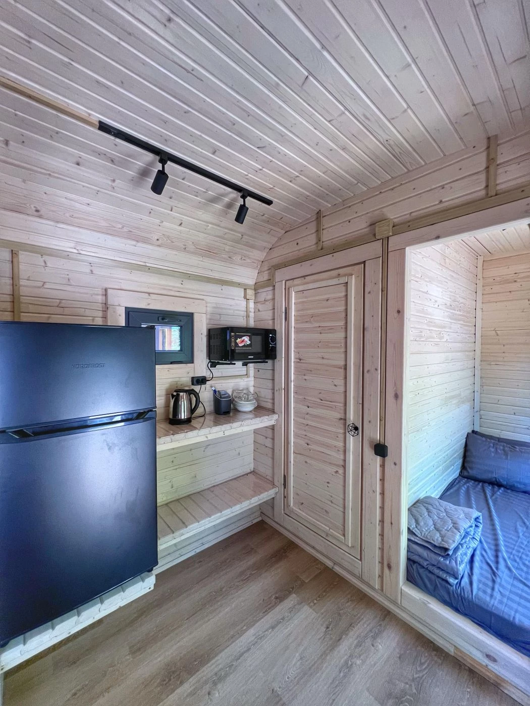 . База отдыха  Чайка 1 . Бухта Инал . База отдыха  Чайка 1 . Бухта Инал