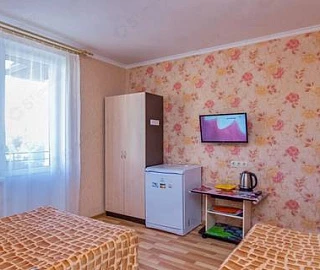 Комната для троих с балконом. Гостевой дом Винтаж. Комната для троих с балконом. Гостевой дом Винтаж.