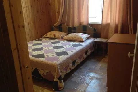 Двухкомнатный 4-х местный. Гостевой дом "У Константина". Джубга Двухкомнатный 4-х местный. Гостевой дом "У Константина". Джубга