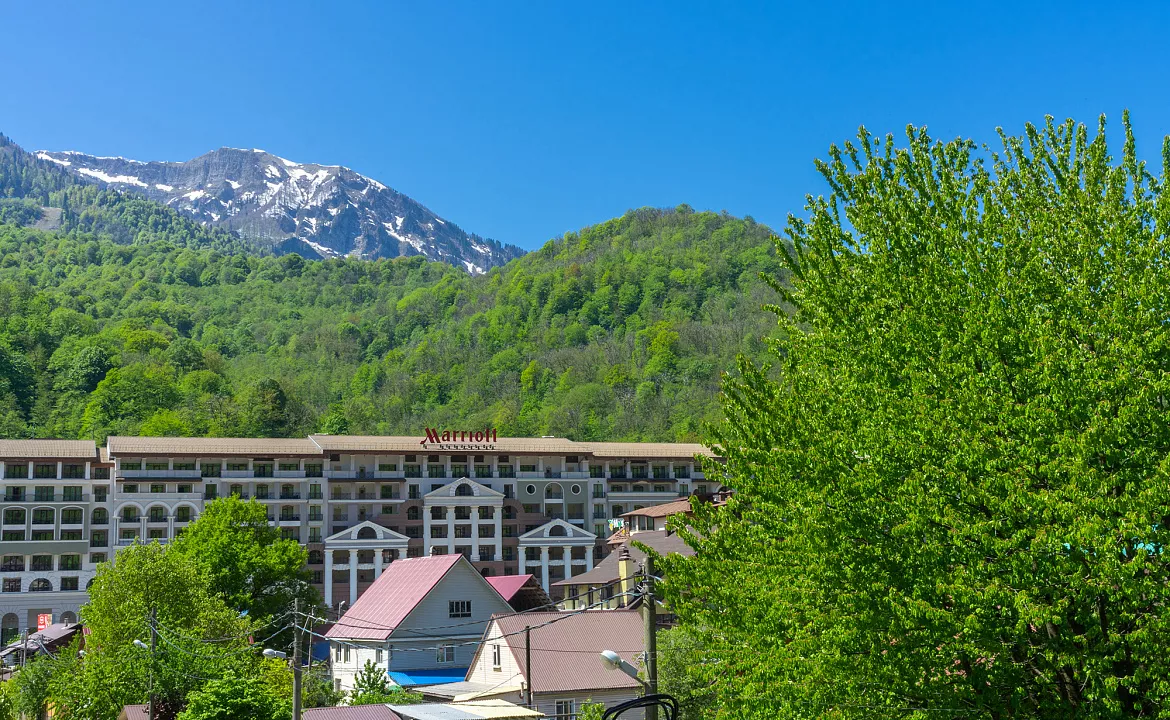 Люкс. Апартаменты Deluxe в Эсто-Садок 16. Красная Поляна