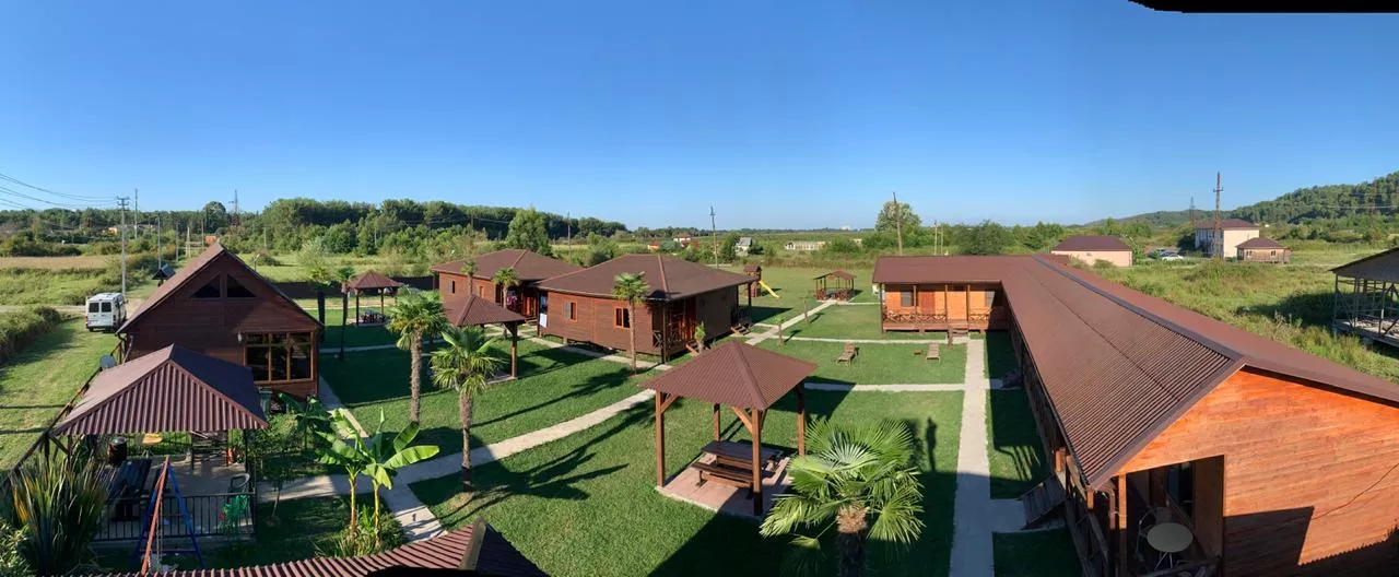 . Гостевой дом "Лдзаа". Пицунда