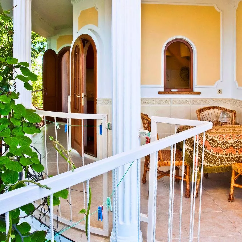 . Частный коттедж "Соколиное Гнездо". Малореченское . Частный коттедж "Соколиное Гнездо". Малореченское