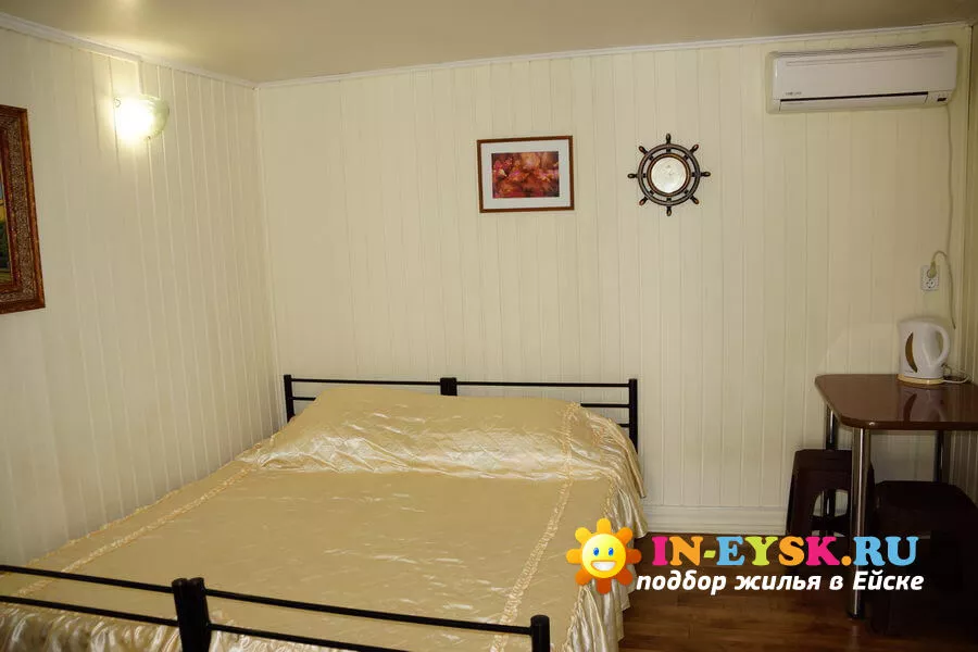 Номер - 3.  ГОСТЕВОЙ ДОМ «КСЕНИЯ». Ейск