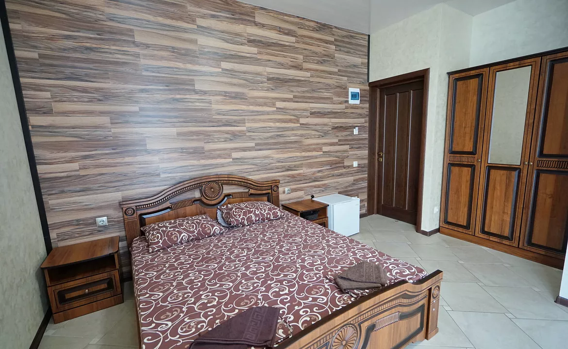 Номер на двоих с балконом . Гостевой дом Эвелина - Лазаревское. Лазаревское