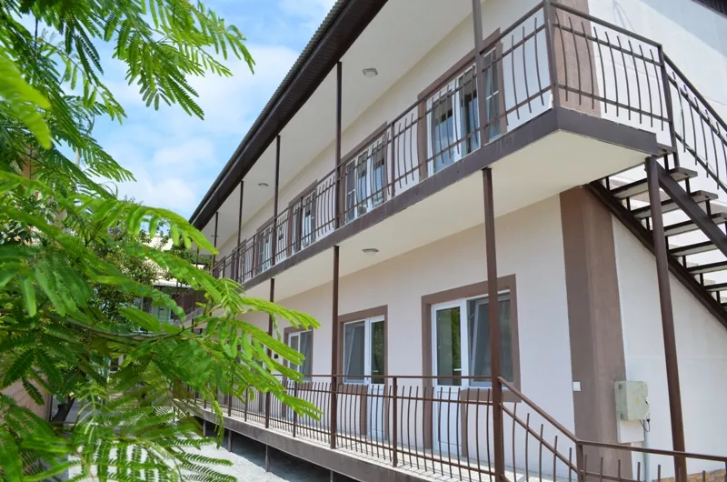 . Гостевой дом "Ярослав". Голубая бухта