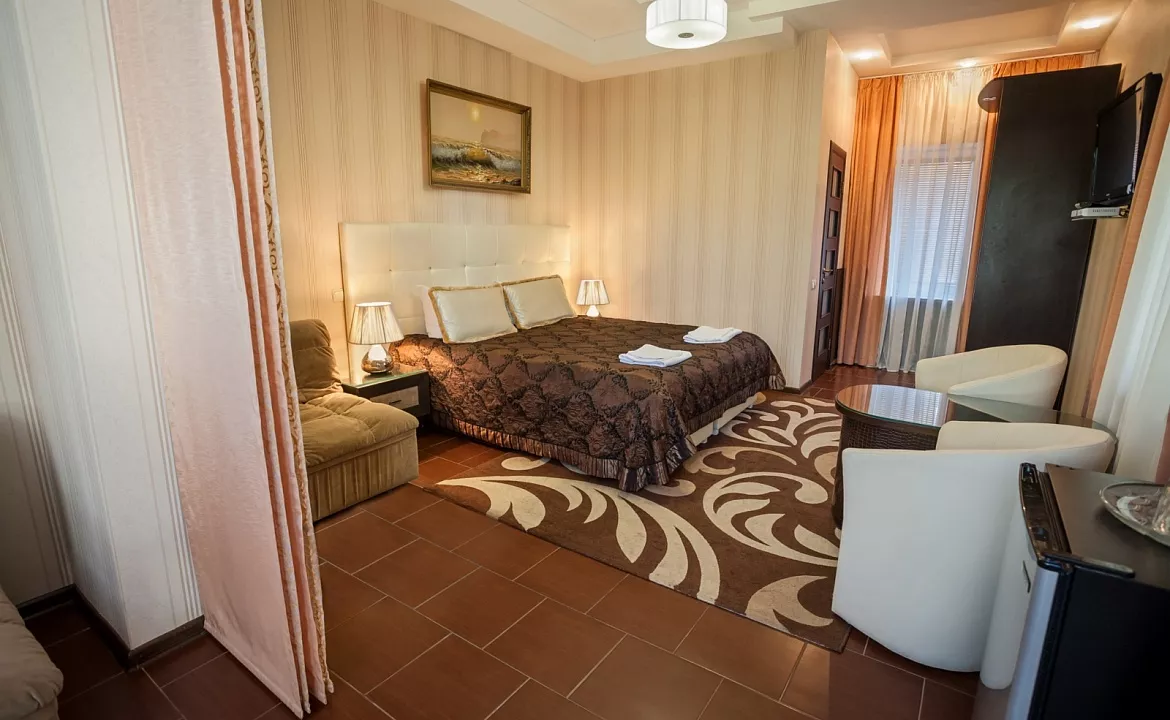 Четырехместный номер класса «Стандарт». Отель "Гранд Флер". Форос