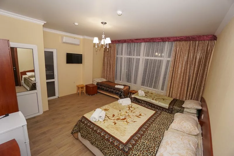 Стандарт 3-х местный. Отель "Малахит". Адлер Стандарт 3-х местный. Отель "Малахит". Адлер