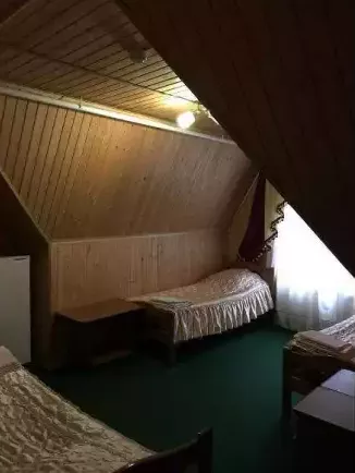 Эконом-класса 3-местный. Отель «Вертикаль». Домбай-гостиницы