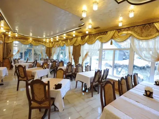 . Гостиница «Кристалл». Домбай-гостиницы . Гостиница «Кристалл». Домбай-гостиницы