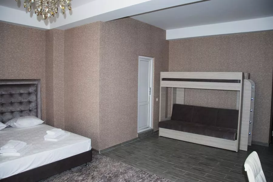 4-Х МЕСТНЫЙ С ВИДОМ НА МОРЕ. Отель КАВКАЗ. Гостиницы и отели Лазаревского 4-Х МЕСТНЫЙ С ВИДОМ НА МОРЕ. Отель КАВКАЗ. Гостиницы и отели Лазаревского