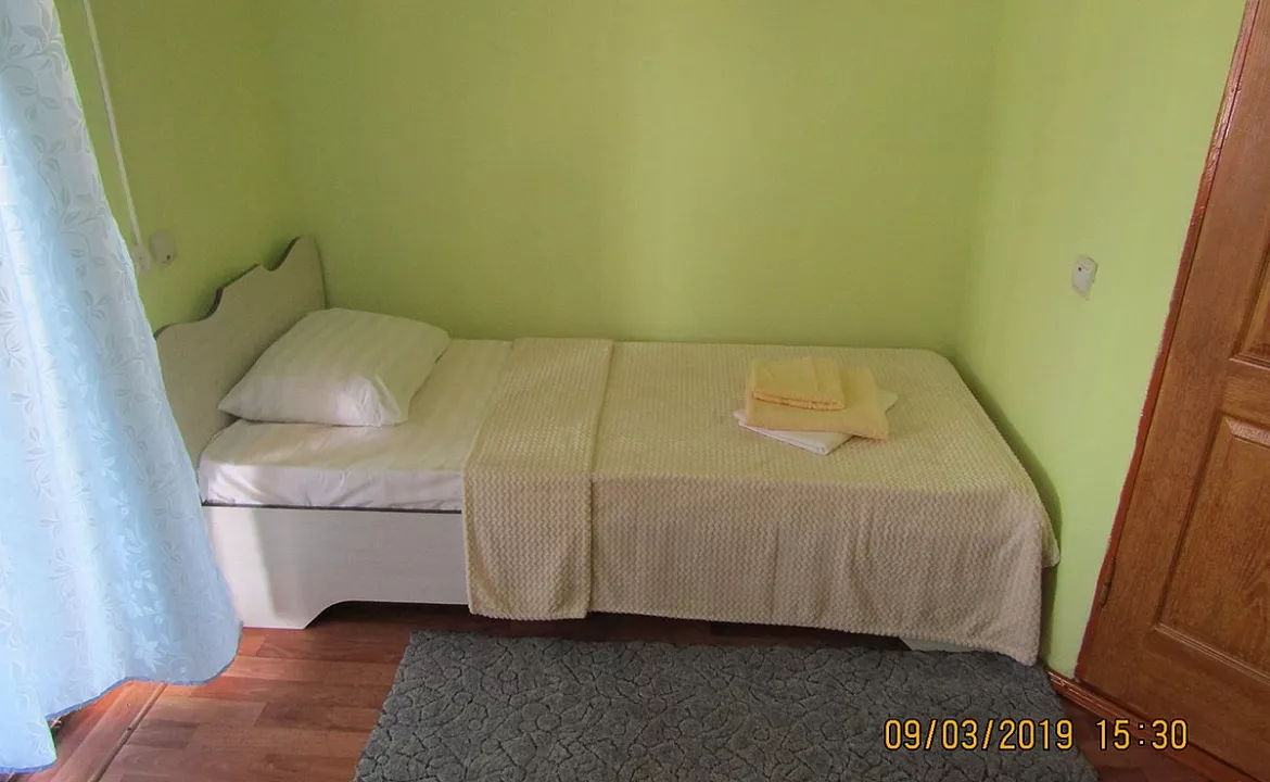 Номер «Стандарт» 4-х местный. Гостевой дом “У Петровича”. Приморский