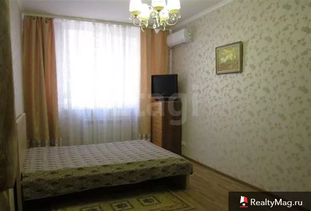 . Квартира в многоквартирном доме 1-комнатная Ленина 15. Анапа