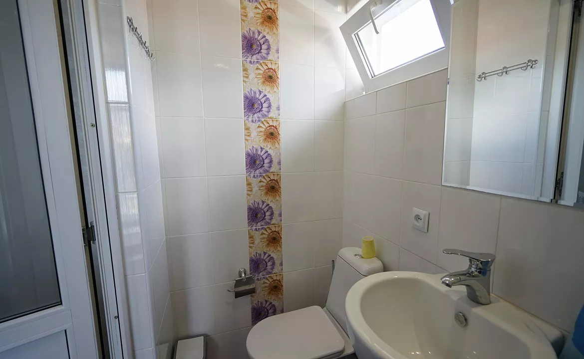 Номер на четверых с балконом . Гостевой дом Эвелина - Лазаревское. Лазаревское