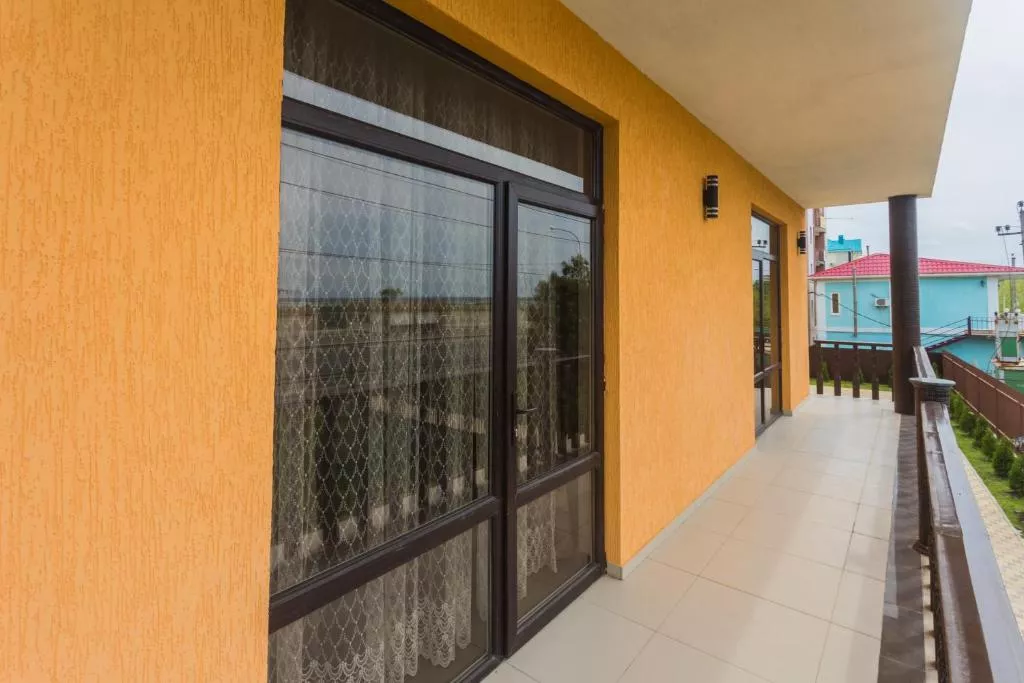 . Отель Golden Sunrise. Лермонтово