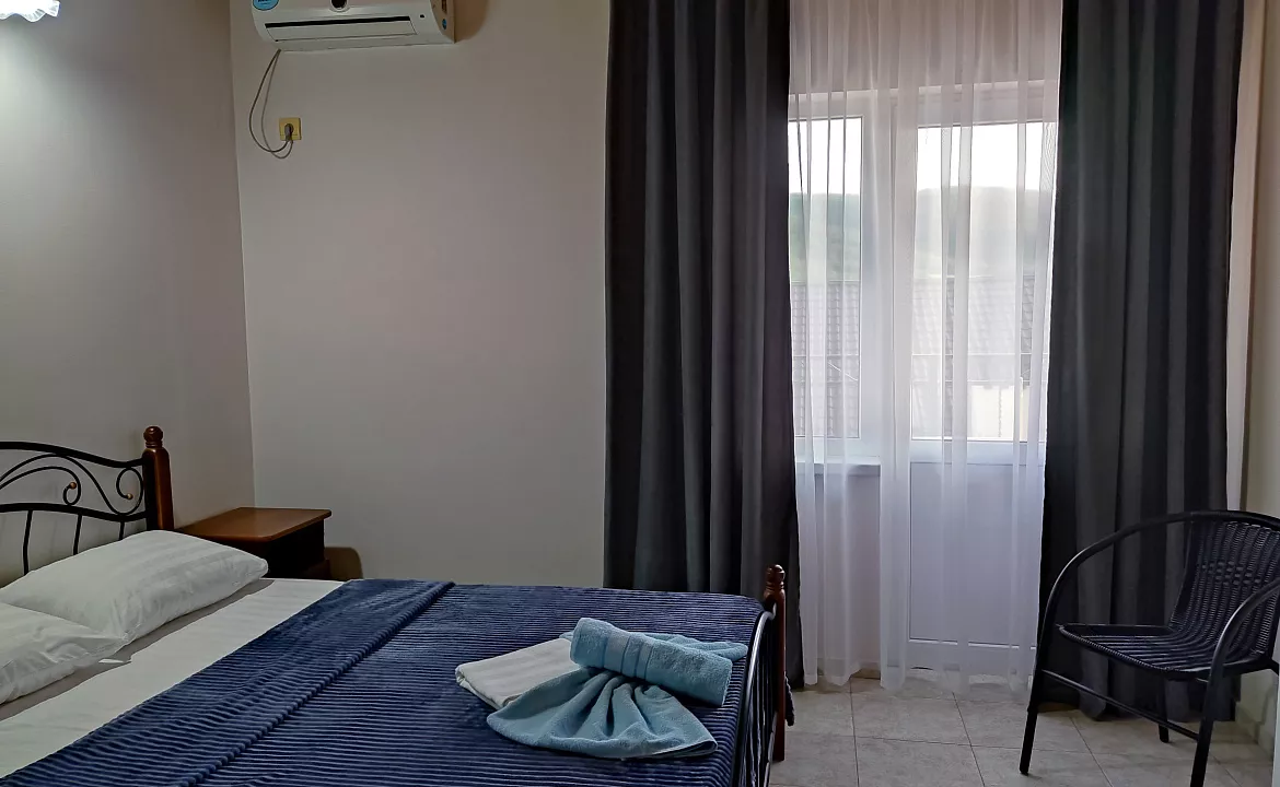 Двухместный с удобствами и балконом. Гостевой дом "Одиссей" - Кабардинка. Кабардинка Двухместный с удобствами и балконом. Гостевой дом "Одиссей" - Кабардинка. Кабардинка