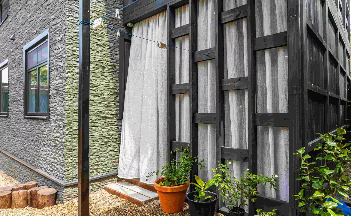 Половина дома (трехкомнатный люкс). Половина дома (трехкомнатный люкс) "У Жоровны". Геленджик