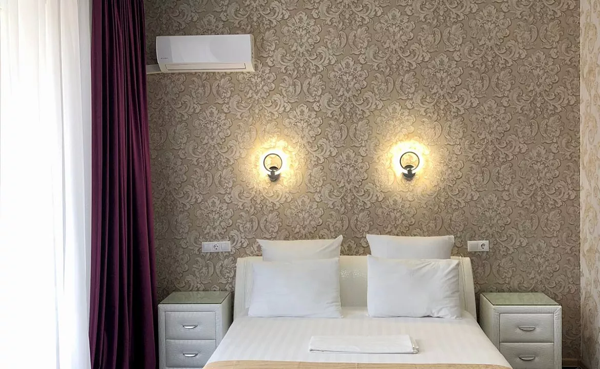 Двухкомнатный Супер Люкс с балконом вид на горы. Отель "РЕВЮ". Агой