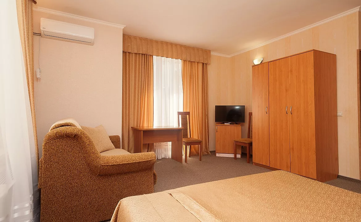 Улучшенный номер студио . Гостевой дом Дом у Моря ЛАКИ. Геленджик Улучшенный номер студио . Гостевой дом Дом у Моря ЛАКИ. Геленджик